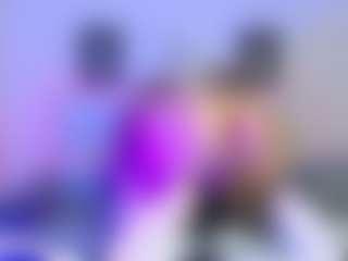 Queen23's Live Sex Cam Show