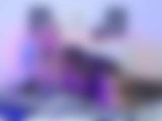 Queen23's Live Sex Cam Show