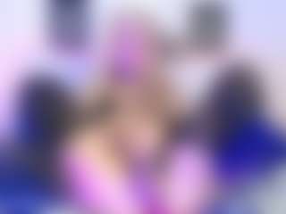 Live cam show with Queen23 - Brown Eyes on Camsoda