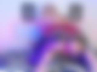 Queen23's Live Sex Cam Show