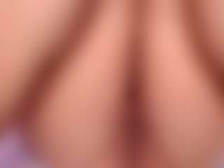 Live cam show with kendall_07 - College on Camsoda