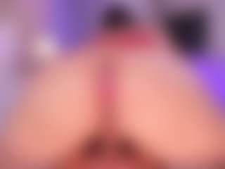 Live cam show with BBWCloe - Brown Hair on Stripli.com