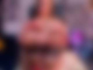 Live cam show with Ann-Perry - Brown Hair on AdultVida.com