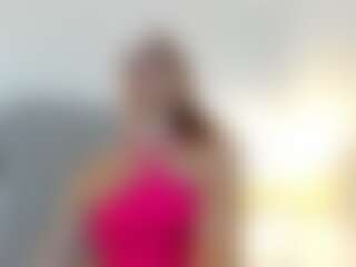 Live cam show with debora-scoot - Nylon on xfollow cams