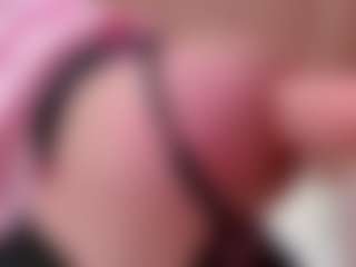 Live cam show with deepxx33 - Tease on Free Soda