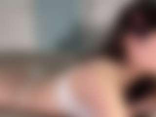 Kira's Live Sex Cam Show