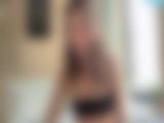 Kira's Live Sex Cam Show
