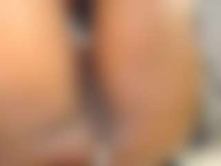 Live cam show with alexia1014 - Eating Pussy on Camming Site