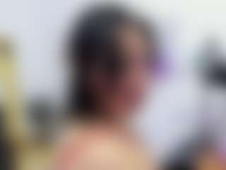 Live cam show with Luna - Moaning on camwithhim.com