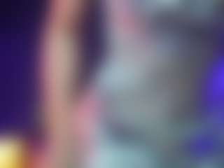 Live cam show with RubyRosa - Smoking on Chatstar