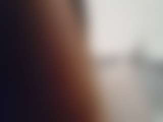 rzldzl69's Live Sex Cam Show