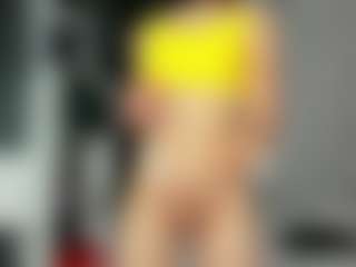 Live cam show with Asha - Flashing on Milfs Live