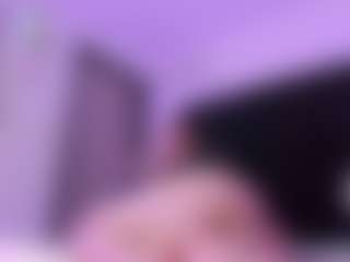 Live cam show with janneblossom - Drinking on sexylive.show