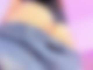 Live cam show with janneblossom - Drinking on Soda Cam