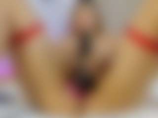 Live cam show with Nicol - Petite on livesuperchat.net