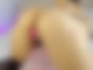 Nicol's Live Sex Cam Show