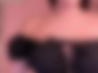Live cam show with Maddison Taylor - Average on Streamer API