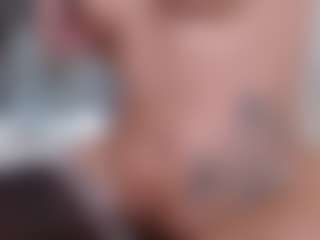 carolinespanky's Live Sex Cam Show