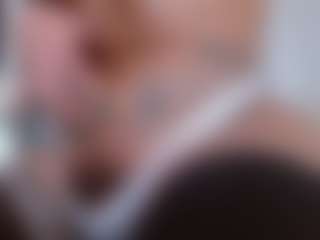 carolinespanky's Live Sex Cam Show