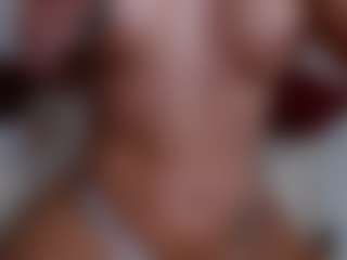 carolinespanky's Live Sex Cam Show
