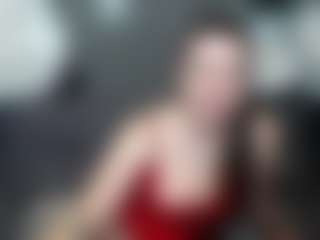 Live cam show with MavkaCute - Strapon on Milfs Live