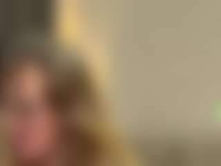 Live cam show with Nadin4 - Mature on liverealitysex.com