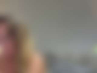 Live cam show with Nadin4 - Role Play on Camsoda