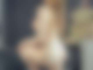 BelleDream's Live Sex Cam Show
