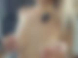 BelleDream's Live Sex Cam Show
