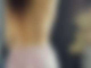 Live cam show with BelleDream - Camel Toe on madthumbs