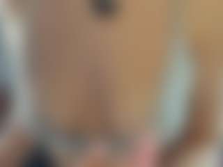 Live cam show with BelleDream - Spank on CSO-WL