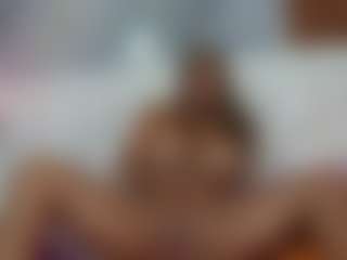 Live cam show with Madisson022 - Mature on SpunkLive