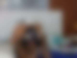 Live cam show with Madisson022 - Blonde Hair Middle Aged on SquirtSoMuch