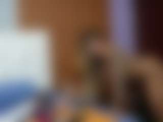Live cam show with Madisson022 - Shaved Pussy Mature on TeamSkeetLive