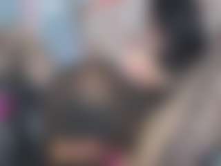 Live cam show with Lion and Aria - Muscle on boobsie.com