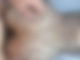 Live cam show with Lion and Aria - Teacher on xDating