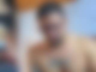 Live cam show with Lion and Aria - Muscle on CamwithHer