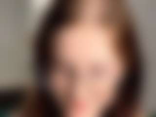 Live cam show with Annie - Green Eyes on Gym Cam Girls
