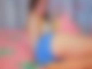 KarenSozzi's Live Sex Cam Show