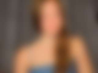 Live cam show with KarenSozzi - Moaning on Chatstar