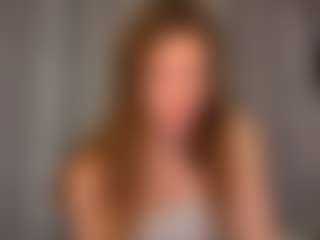 KarenSozzi's Live Sex Cam Show