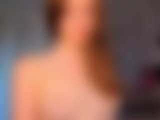 Live cam show with KarenSozzi - Striptease Teen (18+) on fapnchat