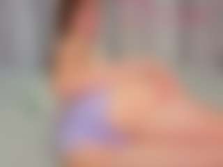 Live cam show with KarenSozzi - Solo on TeamSkeetLive