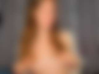 Live cam show with KarenSozzi - Moaning on TeamSkeetLive