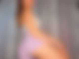 Live cam show with KarenSozzi - Blue Eyes on Milfs Live