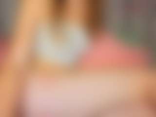 Live cam show with KarenSozzi - Blue Eyes on madthumbs