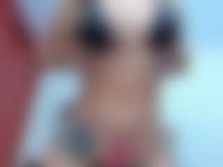 Live cam show with Luna G - Green Eyes on Camsoda