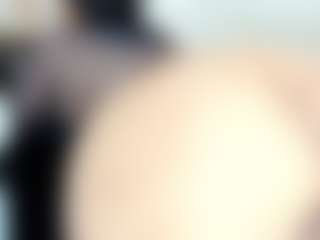 Live cam show with Penelope-Russo - Latina Mature on Streamer API | colombia