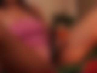 Live cam show with ThanhKlopfenstein - Ice on Fit Hotties