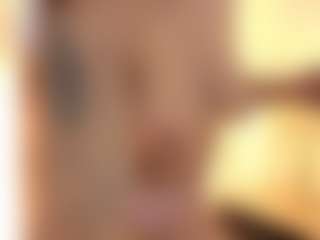 AliceMrtnz's Live Sex Cam Show